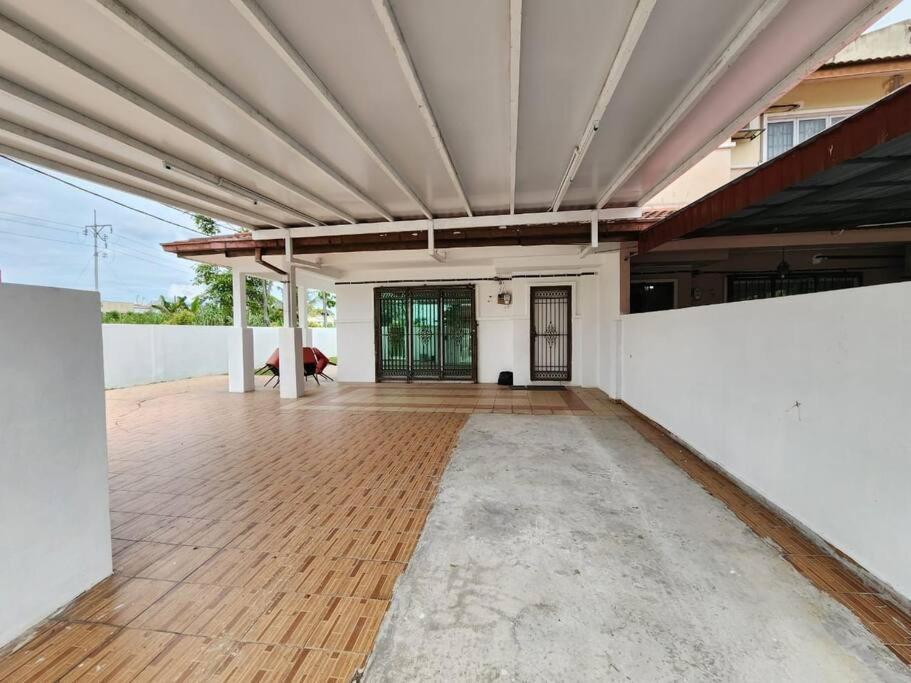 Rawang Conner Lot Homestay Экстерьер фото